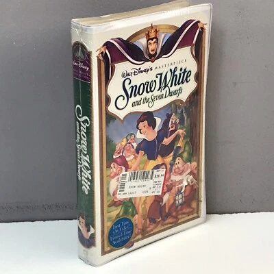 Snow White & the Seven Dwarfs New Sealed! VHS Disney Video Tape Masterpiece VTG - Image 1 of 4