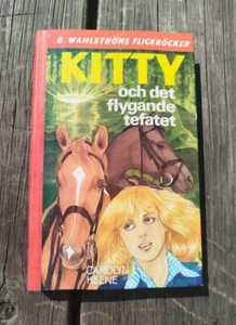 1981 The Flying Saucer Mystery : SWEDISH NANCY DREW BOOK  #58 - Carolyn Keene - Picture 1 of 3