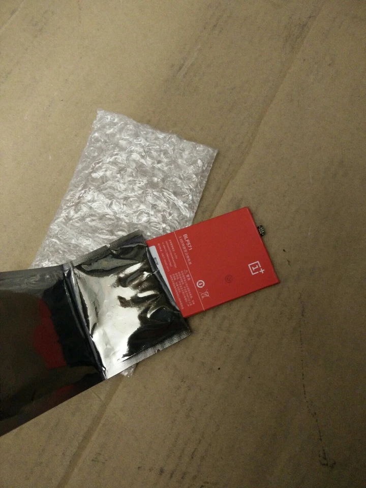 RICAMBIO NUOVO ONEPLUS BATTERIA ORIGINALE IONI DI LITIO BLP571 3100mAh PER ONE - Immagine 1 di 1