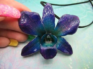 Real Orchid Flower Necklace - Blue/Purple. Goddess Jewellery for you. - Picture 1 of 6