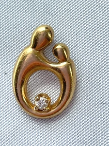 KAYNAR 14K GOLD DIAMOND MOTHER & CHILD PENDANT FOR A NECKLACE *FREE SHIP* 1.6 GR - Picture 1 of 2