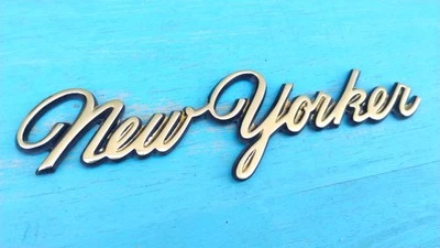 Chrysler 1988 1989 1990 1991 1992-1993 emblema de Nueva York Mopar fabricante original vintage dorado Foto 1 de 4