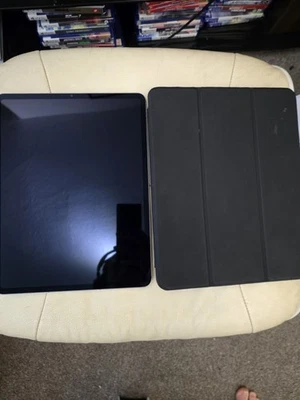 iPad Pro 6th gen M2 128gb WiFi+Cellular 12.9” Excellent Condition! Space Grey - Image 1 of 4