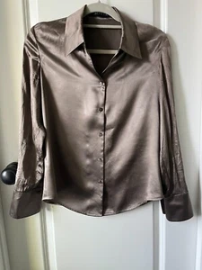 Taupe silk blouse quiet luxury women's size 8 - Picture 1 of 6