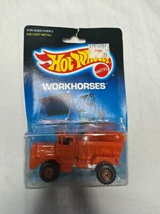 Quitanieves Hot Wheels Workhorses Oshkosh 5905 - Imagen 1 de 3
