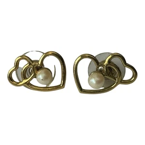 Vintage Hearts Faux Pearl Gold Tone Earrings - Picture 1 of 3