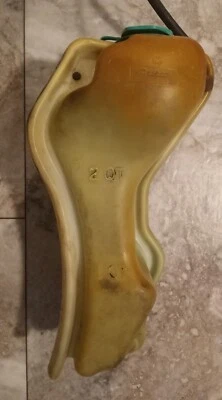 Tanque lavadora carrocería Mopar A 1974-76 3691923 Duster Dart Plymouth Scamp Foto 1 de 4