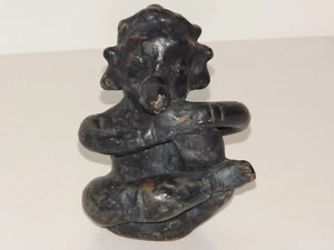 SCULPTURE ART PRECOLOMBIENNE ANCIENNE HOMME TERRE CUITE PATINE NOIRE RARE TBE - Picture 1 of 9