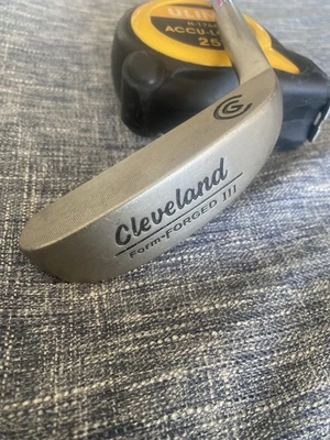 Cleveland  Form Forged III Blade Putter / RH / ~35" Steel - Image 1 of 4