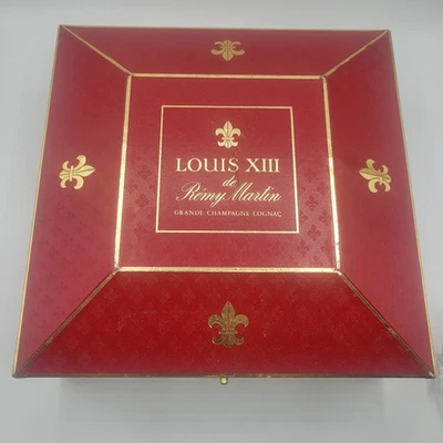 Remy Martin Luis XIII Baccarat Cristal Botella Vacía y Tapón con Caja Foto 1 de 4