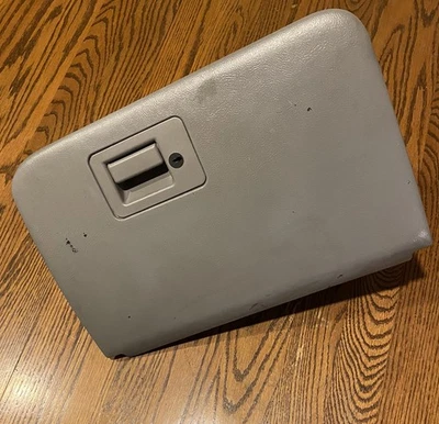 Ford Ranger Explorer 1995-2001 GUANTERA GUANTERA COMPARTIMENTO DE ALMACENAMIENTO GRIS  Foto 1 de 3