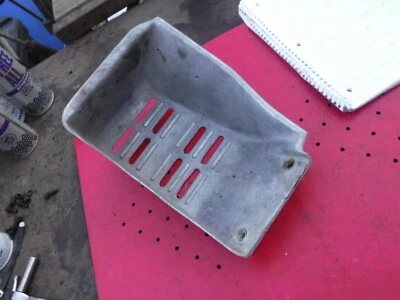 Arctic Cat 440 Panther 1974 V.I.P. Piezas de nieve: PIES DERECHO Foto 1 de 2