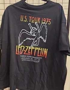 Led Zeppelin 1975 Chicago Stadium  Cotton T -Shirt XL - Picture 1 of 2
