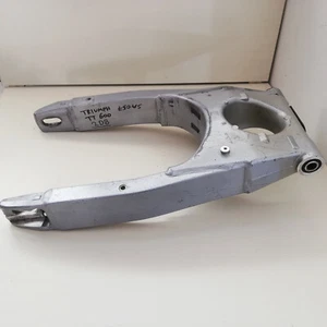 TRIUMPH TT600 SWINGARM - Picture 1 of 15