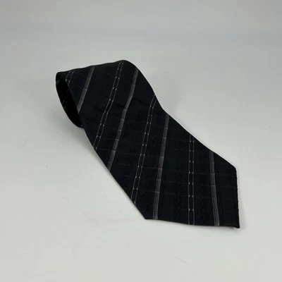 Gravata Kai Long masculina listra diagonal texturizada 100% seda preta feita à mão 60L x 3,5W - Imagem 1 de 4