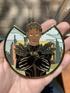 Prince Naveen x T’Challa AoM LE 50 Fantasy Pin by Pin It On Magic - Picture 1 of 4