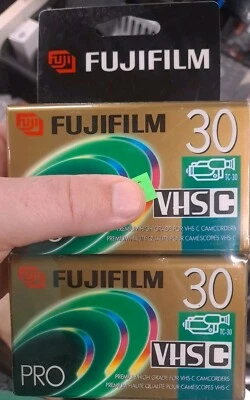 FujiFilm Pro VHS-C Premium пустой видеокамеры ленты 2 упаковки PHG-TC30 новый - Изображение 1 из 2