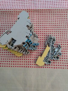 Weidmüller Reihenklemmen Dreistock 2,5 mm² Schraubanschluß 10 Stck - Bild 1 von 1