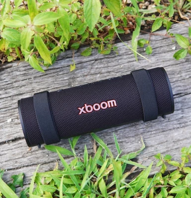 LG xboom GRAB Bluetooth Speaker Portable Speaker Signature Sound / Express - Photo 1/4
