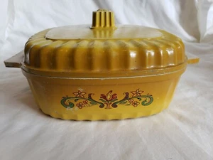 Vintage Yellow Nordic 2qt Bake Ware - Picture 1 of 7