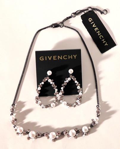 Givenchy Orecchini Cerchio Finti Bianchi e Cristalli Trasparenti + Set Collana Nuovi con Etichette