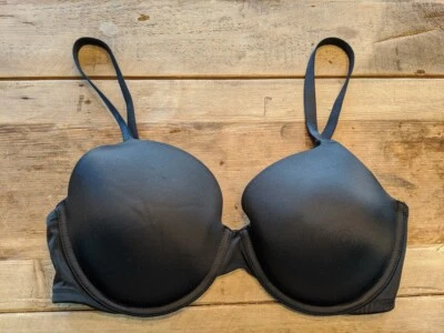 PINK Victoria's Secret Black Solid 30A Wear Everywhere T-Shirt Light Lined Bra - Image 1 of 2