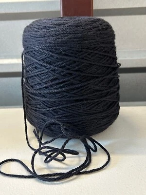 Beautiful Cone Spool Bulky Highland Weaving Craft Wool Yarn 2lb 0oz 904gr 7491 C - Image 1 of 4