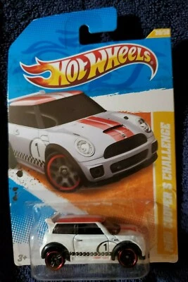 2011 HOT WHEELS 30/50 MINI COOPER S CHALLENGE  - Image 1 of 2