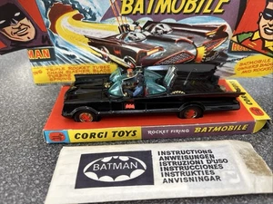 Vintage Corgi Toys 60’s Rocket Firing Batmobile Batman & Robin 267 Gloss Black - Picture 1 of 17