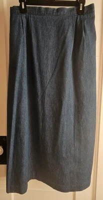 Vtg Talbots woman Sz 14 denim midi straight skirt pockets back slits w/buttons - Image 1 of 4
