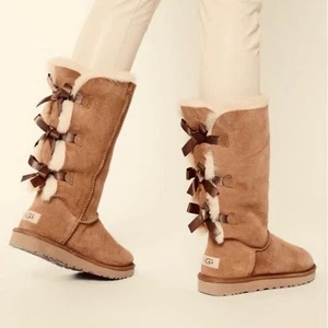 Ugg Australia Boots Bailey Bow II Tall Leather Fur Shearling Chestnut 7 USED - Picture 1 of 7