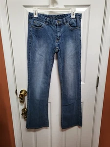 Michael Kors Womens Size 6 Short Mid Rise Medium Wash Bootcut Cute Denim Jeans - Picture 1 of 11