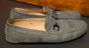 Mocassini da guida Tod’s da uomo in pelle grigia Gommino taglia 8A - Foto 1 di 17