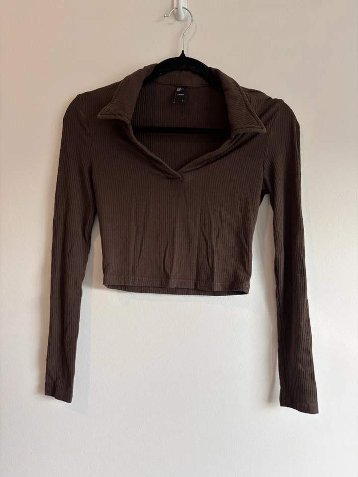 Camisa corta de manga larga tejida marrón sidra para mujer talla pequeña Foto 1 de 4