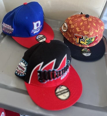 Paquete de gorras ajustadas de béisbol de la liga negra 3 talla 7 1/4 nuevas con etiquetas Miami Giants Brooklyn Foto 1 de 3