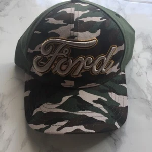 Nuevo Oficial Ford Spellout Camuflaje OSFA Ajustable Snapback Sombrero Gorra de Pelota - Imagen 1 de 4