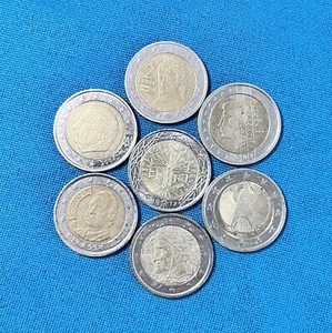 2 euro münzen sammlung 7 Stück Deu-Ita-Fra-Bel-Öst-Spa-NL Zirkuliert - Bild 1 von 2