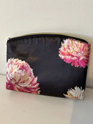 Baylis & Harding Bolsa de Lavado Floral Negra Bolsa de Lavado de Flores Bolsa de Maquillaje Foto 1 de 2