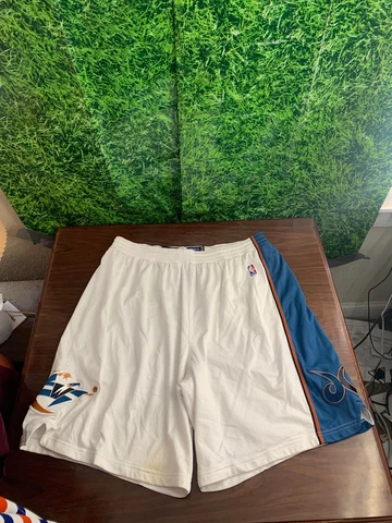 2004-2005 NBA Washington Wizards Basketball Game Issued Shorts White Reebok 48+6 Cover