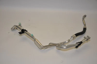 Tubo Aspirazione Climatizzatore Con Valvola TXV 1004293-00-G, Tesla Model S 2014 - Immagine 1 di 2