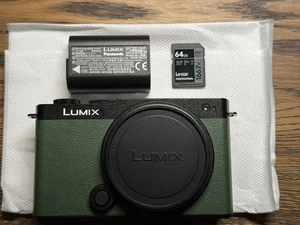 Boîtier Panasonic Lumix S9 - vert - état neuf - appareil photo plein format à monture L - Photo 1/17