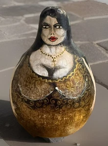 Argentina Folk Art Gourd Buxom Woman Hand Painted OOAK Artist Signed - Picture 1 of 6