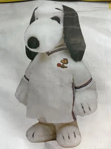 PEANUTS CHARAKTER SNOOPY OUTFITS 1958,1965 OUTFIT 4434 VINTAGE NEU VERSIEGELT - Bild 1 von 3