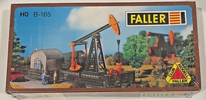 Bomba de extracción de aceite modelo Ho 1/87 tren FALLER B-165 de colección hecha en W. Alemania - Imagen 1 de 8