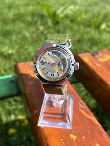Vintage Watch Vostok Amphibia Soviet Diver USSR Mechanical Wristwatch 1980s