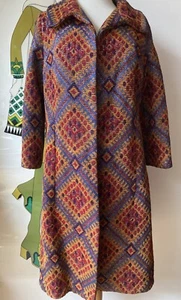 VINTAGE 1960s 1970s COAT TAPESTRY LUREX BOHO CARNABY STREET SIZE S 10 UNLINED - Picture 1 of 8