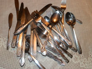 Vintage Mixed Lot 30+ Assorted Stainless Flatware Hong Kong, Korea - Picture 1 of 4