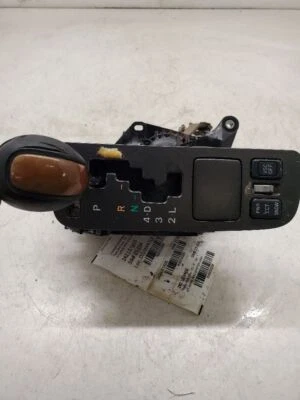 Lexus SC430, Transmission Shifter Assy, 2002-2006, A/T,A650E, RWD, 33550-24201 - Image 1 of 4