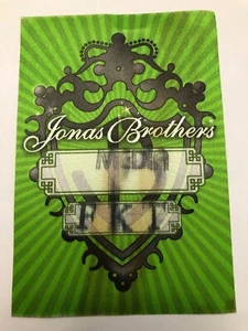 JONAS BROTHERS Media Pass - Imagen 1 de 2