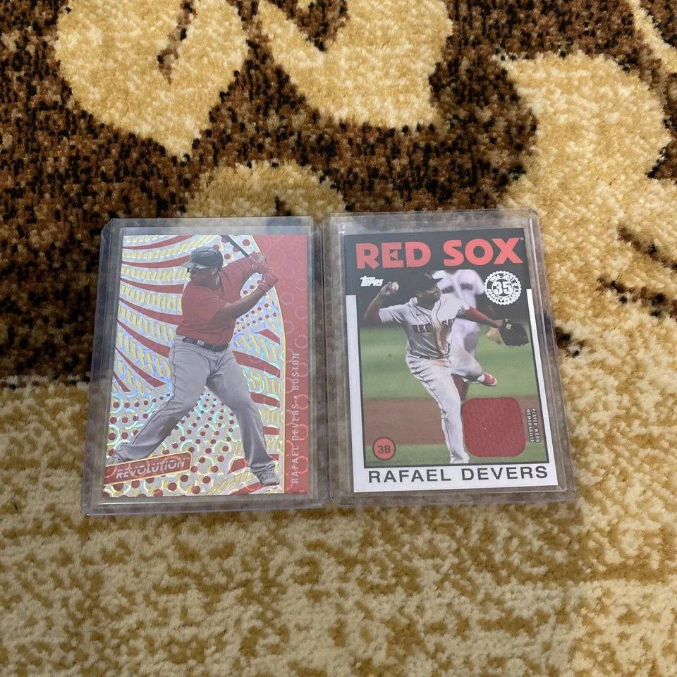 2021 TOPPS *RAFAEL DEVERS* 1986 RELIC CARD PLAYER WORN MEMORABILIA INSERT SP - Image 1 of 4